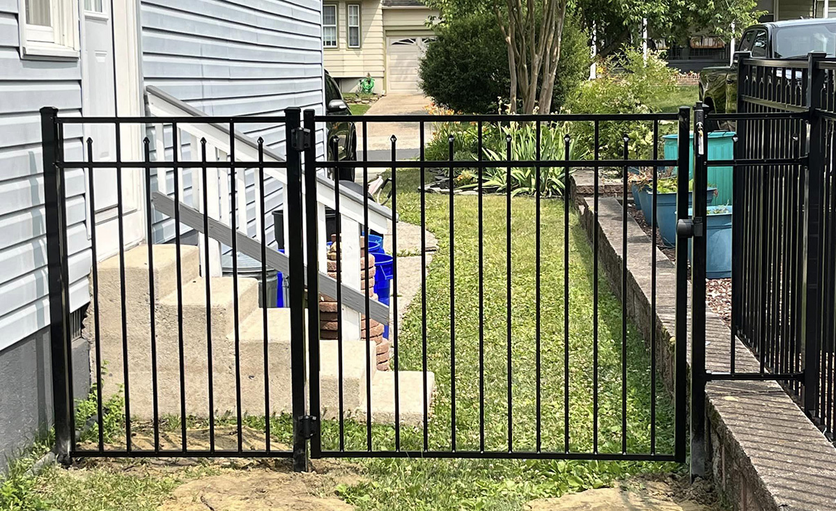 Aluminum Fence by The Fence Guy